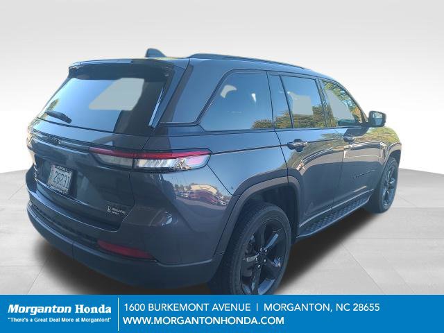 Used 2023 Jeep Grand Cherokee Altitude AWD/4WD image 12