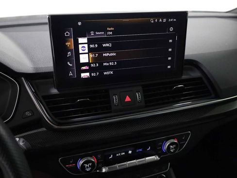 Used 2023 Audi SQ5 Premium Plus w/ Premium Plus Package image 29