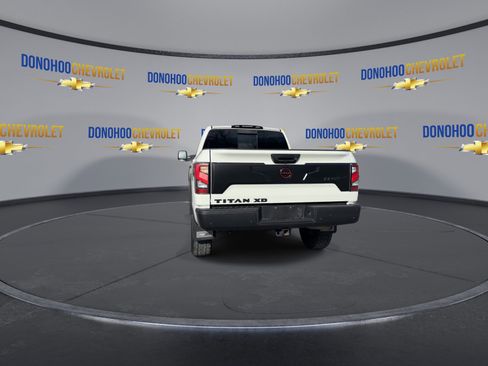 Used 2024 Nissan Titan PRO-4X image 10