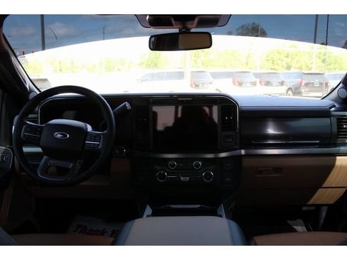 Used 2025 Ford F250 Lariat w/ Lariat Ultimate Package AWD/4WD image 23