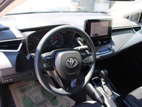 Used 2023 Toyota Corolla LE FWD image 27