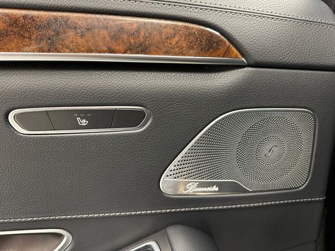 Used 2014 Mercedes-Benz S 550 Sedan image 24