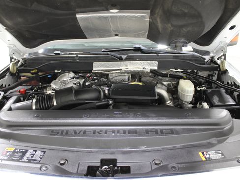 Used 2019 Chevrolet Silverado 2500 High Country w/ Duramax Plus Package image 42