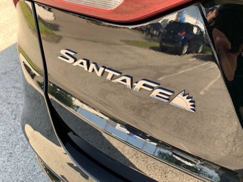 Used 2018 Hyundai Santa Fe Sport w/ 2.4L Value Package 02 FWD image 14