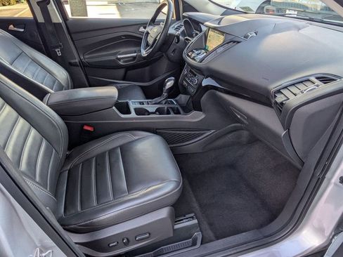 Used 2019 Ford Escape Titanium FWD image 23