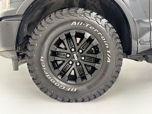 Used 2020 Ford F150 Lariat w/ Equipment Group 502A Luxury AWD/4WD image 30