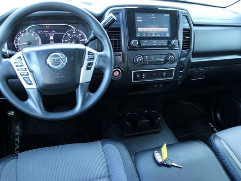 Used 2020 Nissan Titan S w/ S Utility Package image 12