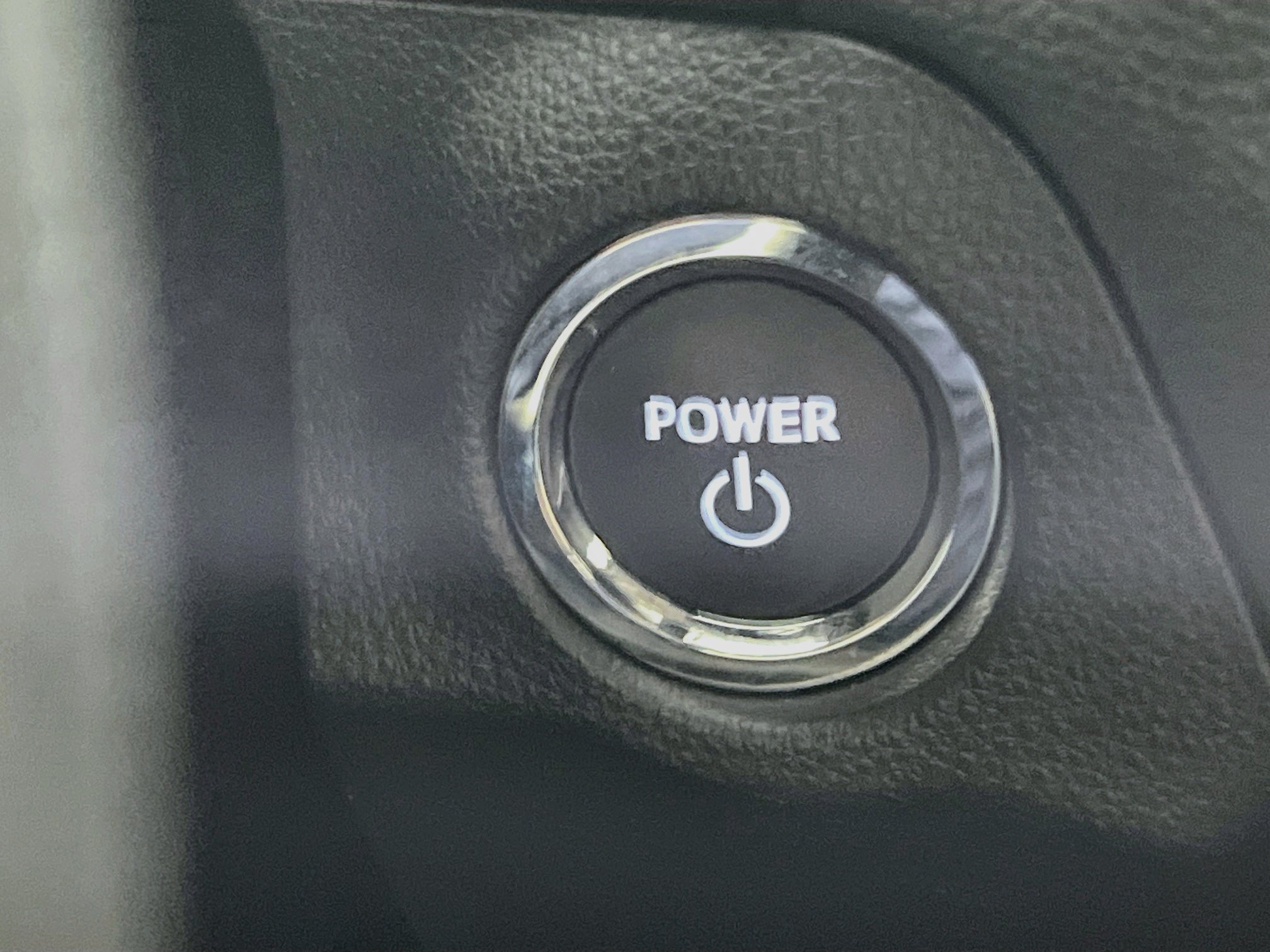Used 2025 Toyota RAV4 XLE AWD/4WD image 23