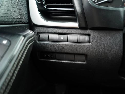 Used 2022 Nissan Rogue SV FWD image 29