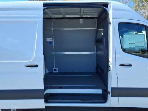 New 2026 Mercedes-Benz Sprinter 2500 image 23