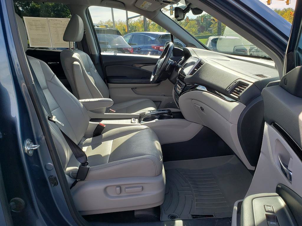 Used 2017 Honda Pilot Elite image 22