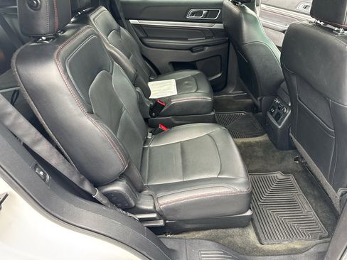 Used 2016 Ford Explorer Sport w/ Equipment Group 401A image 9