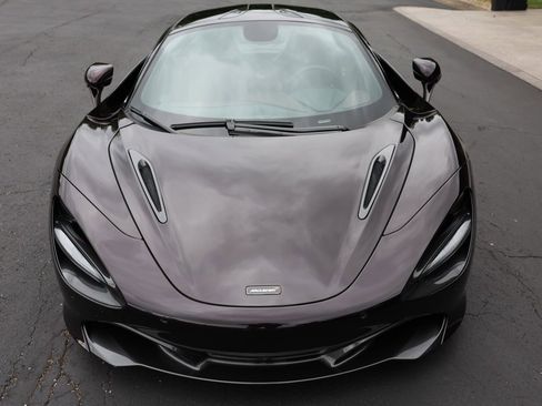 Used 2018 McLaren 720S Performance image 19