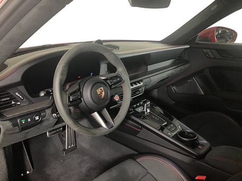 Certified 2025 Porsche 911 Carrera GTS RWD image 4