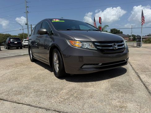 Used 2015 Honda Odyssey EX image 3