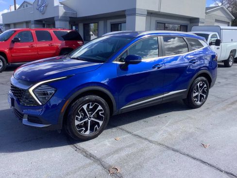 Used 2024 Kia Sportage EX image 1