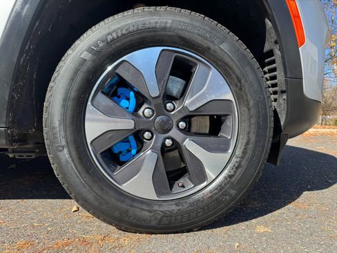 Used 2022 Jeep Grand Cherokee Limited 4xe image 65