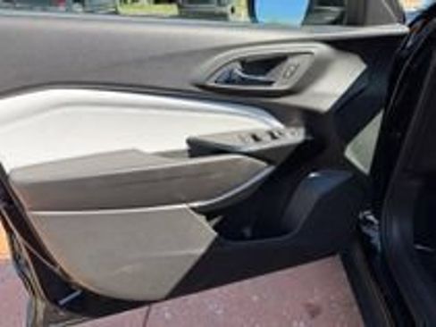 New 2026 Chevrolet Trax LT w/ Driver Confidence Package FWD image 9