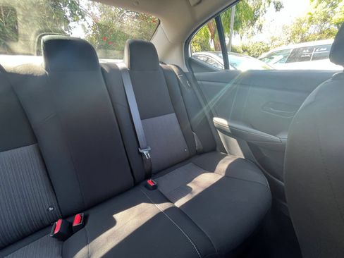 Used 2025 Nissan Sentra SV FWD image 35