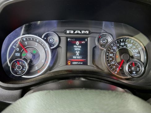 Used 2024 RAM 2500 Big Horn AWD/4WD image 12