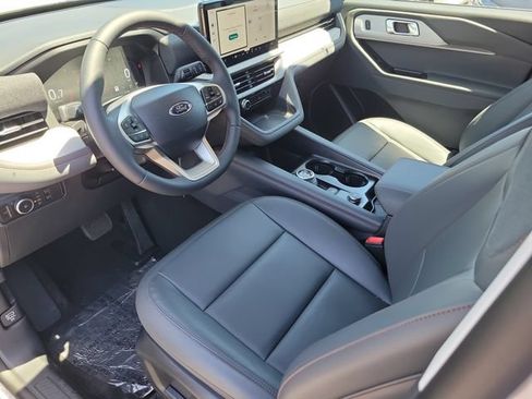 New 2026 Ford Explorer Active w/ Active Comfort Package RWD image 20
