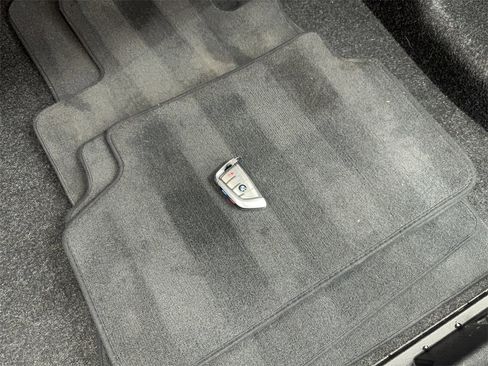 Used 2020 BMW M550i xDrive w/ Executive Package image 83