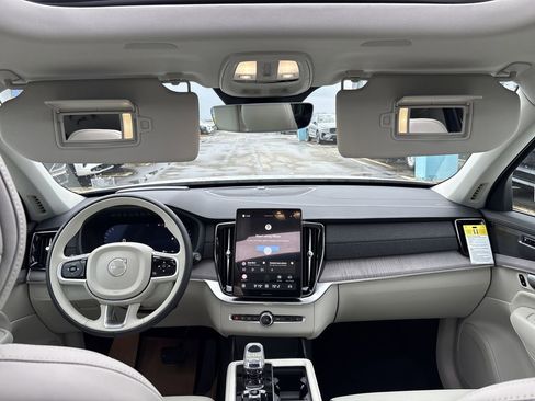 New 2026 Volvo XC90 B5 Ultra image 13