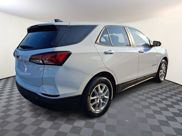 Certified 2023 Chevrolet Equinox LS w/ LS Convenience Package FWD image 6