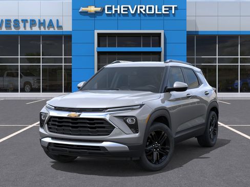 New 2026 Chevrolet TrailBlazer LT w/ Midnight Edition FWD image 6
