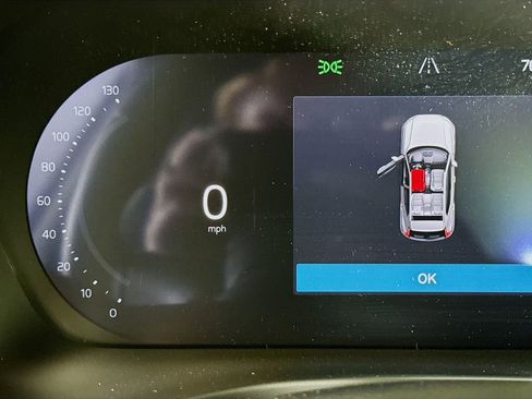 New 2026 Volvo XC40 B5 Ultra w/ Climate Package AWD/4WD image 12
