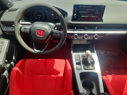 Used 2023 Honda Civic Type R image 8