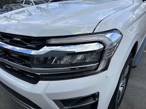 Certified 2024 Ford Expedition Max Limited AWD/4WD image 9