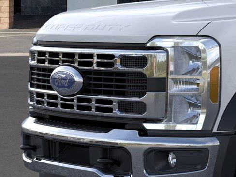 New 2026 Ford F550 4x4 Regular Cab Super Duty image 17