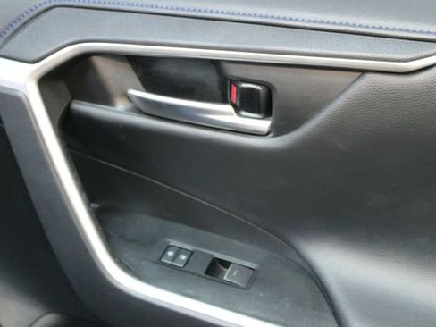 Used 2023 Toyota RAV4 XSE image 9