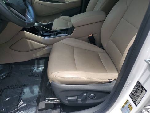 Used 2017 Hyundai Tucson Sport FWD image 21