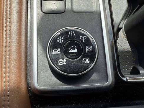 Certified 2022 Nissan Pathfinder Platinum w/ Cargo Package AWD/4WD image 33