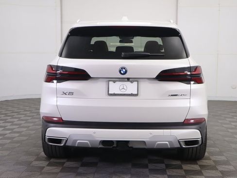 Used 2025 BMW X5 xDrive50e w/ Premium Package image 6