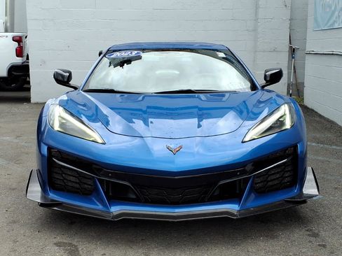 Used 2023 Chevrolet Corvette Z06 RWD image 2
