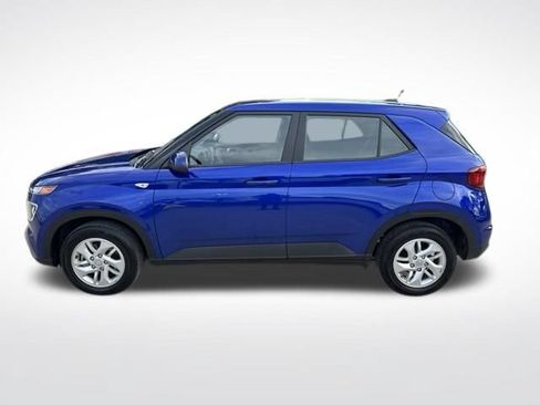 Used 2026 Hyundai Venue SE FWD image 11