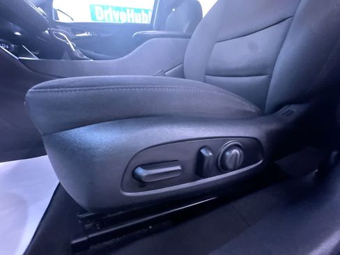 Used 2021 Chevrolet Malibu LT FWD image 13