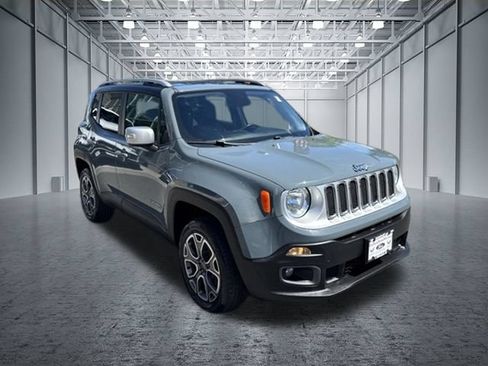 Used 2017 Jeep Renegade Limited AWD/4WD image 5