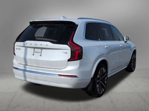 New 2026 Volvo XC90 T8 Ultra w/ Protection Package Premier image 6