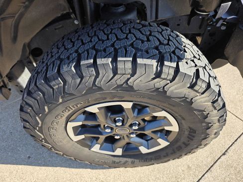 Used 2025 Jeep Wrangler Unlimited Rubicon 4xe w/ Convenience Group image 53