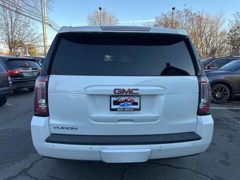 Used 2018 GMC Yukon SLT image 5