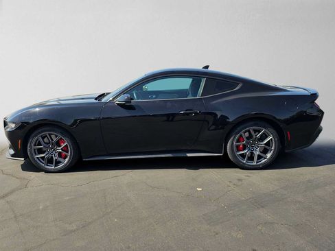 Used 2024 Ford Mustang Coupe w/ 2.3L High Performance Package RWD image 6