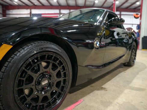 Used 2006 BMW Z4 3.0i image 40