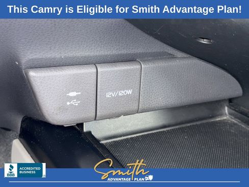 Used 2018 Toyota Camry SE w/ Convenience Package image 16