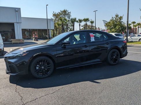 New 2026 Toyota Camry SE w/ Convenience Package image 8