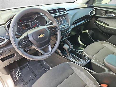 Certified 2023 Chevrolet TrailBlazer LT FWD image 13