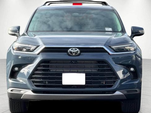 New 2026 Toyota Grand Highlander AWD Hybrid image 7